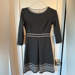 Max Studio Long Sleeve Patterned Dress~ Size S~ Brand new never worn with tags!